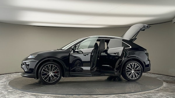 Used Porsche Macan 2024 for sale - 75729969: Photo 47