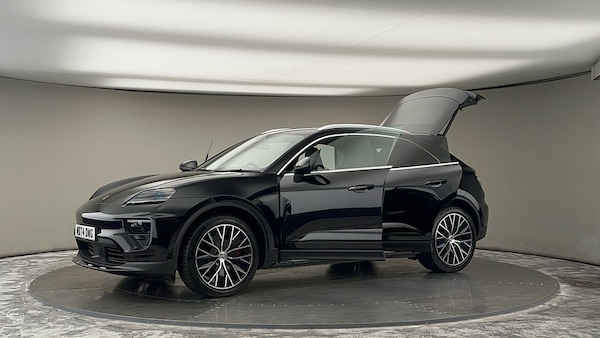 Used Porsche Macan 2024 for sale - 75729969: Photo 48