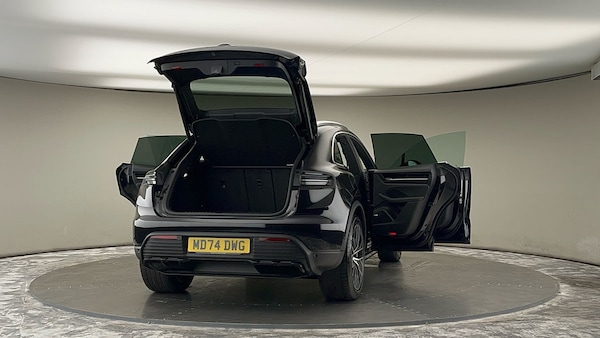 Used Porsche Macan 2024 for sale - 75729969: Photo 59