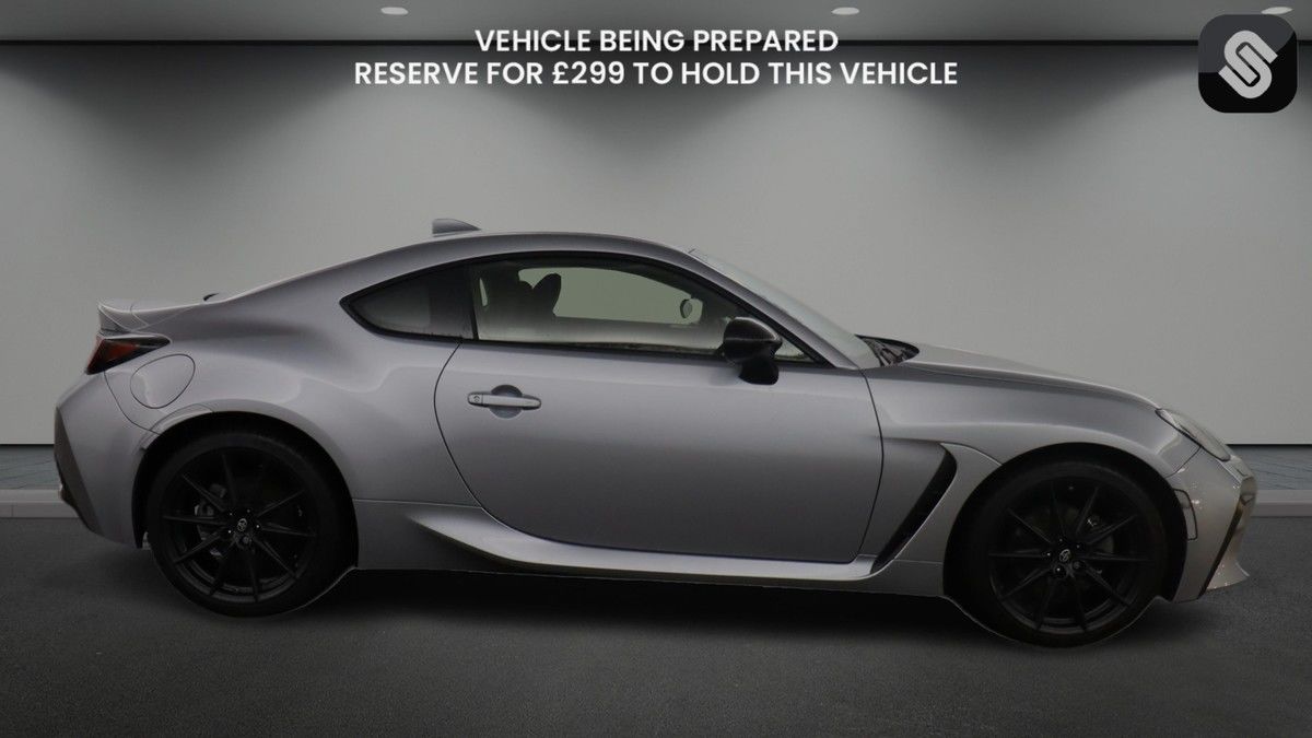 Used Toyota GR86 2023 for sale - 77508231: Photo 5