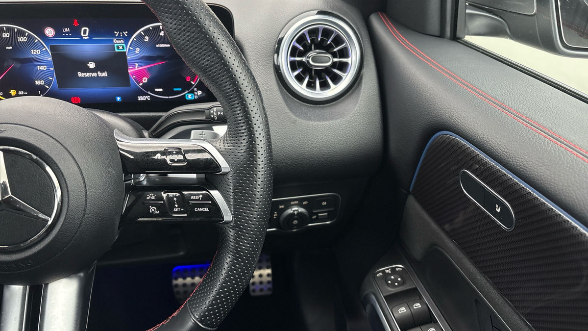 Used Mercedes-Benz GLB 2025 for sale - 76520949: Photo 14