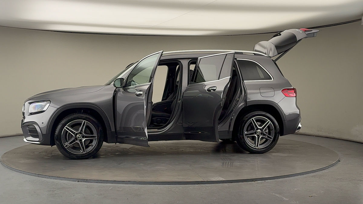 Used Mercedes-Benz GLB 2025 for sale - 76520949: Photo 48