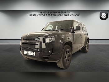 Used Land Rover Defender 2023 for sale - 78182405: Photo