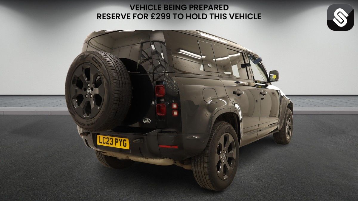 Used Land Rover Defender 2023 for sale - 78182405: Photo 4