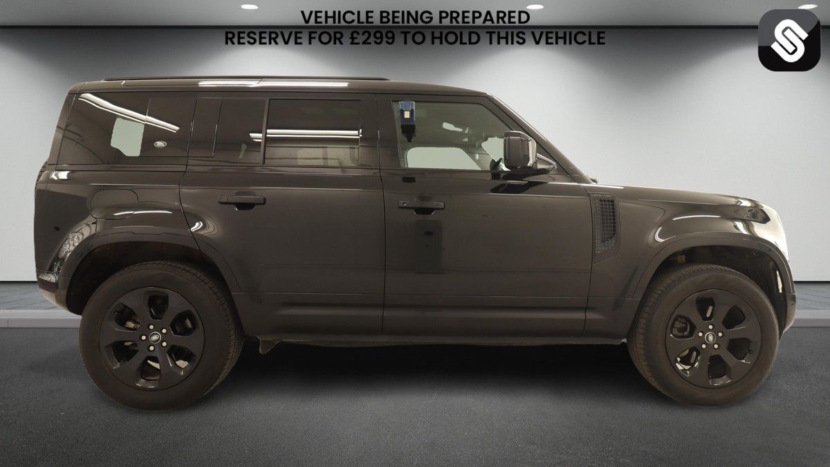 Used Land Rover Defender 2023 for sale - 78182405: Photo 5