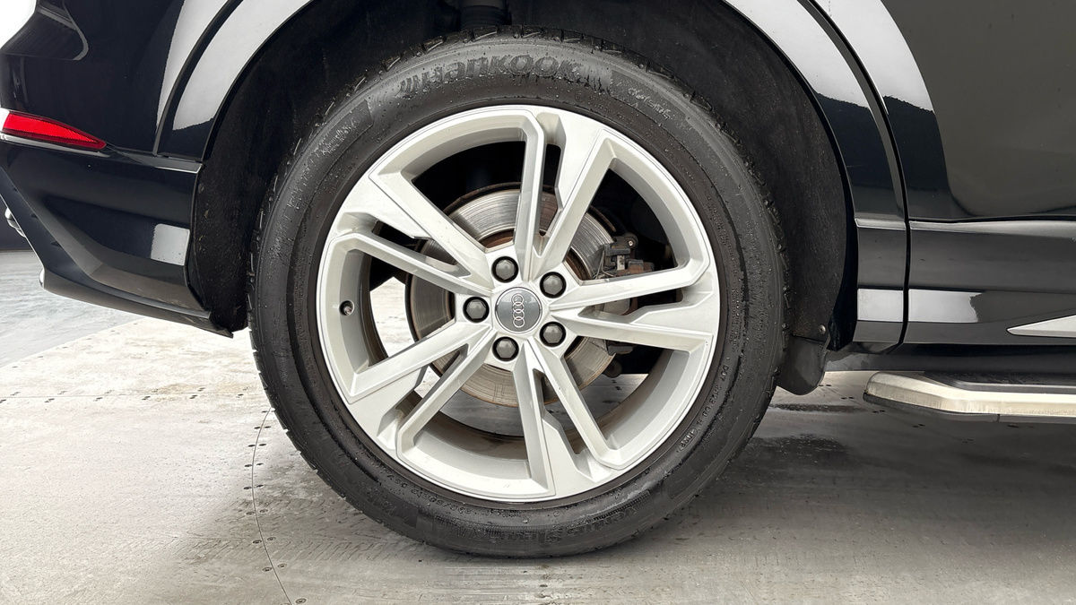 Used Audi Q3 2020 for sale - 77027793: Photo 10