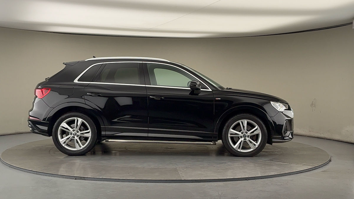 Used Audi Q3 2020 for sale - 77027793: Photo 16