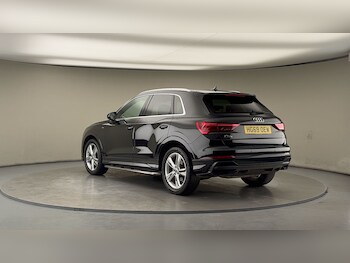 Used Audi Q3 2020 for sale - 77027793: Photo