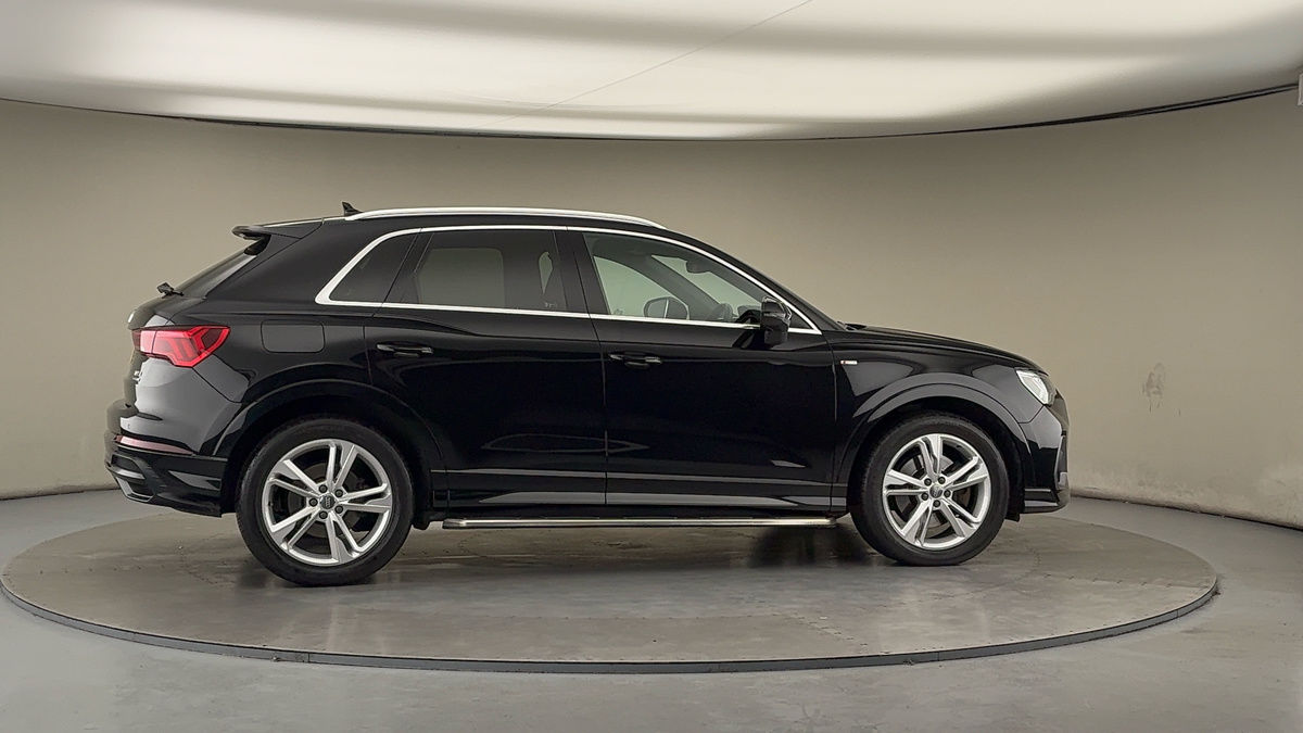 Used Audi Q3 2020 for sale - 77027793: Photo 37