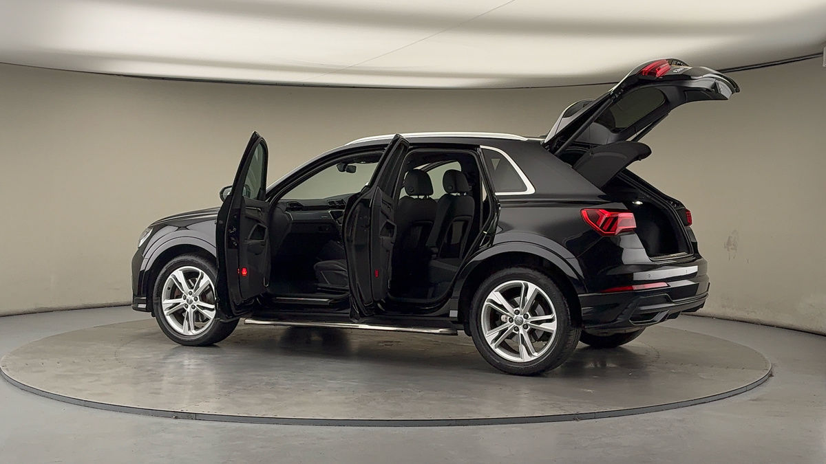 Used Audi Q3 2020 for sale - 77027793: Photo 45