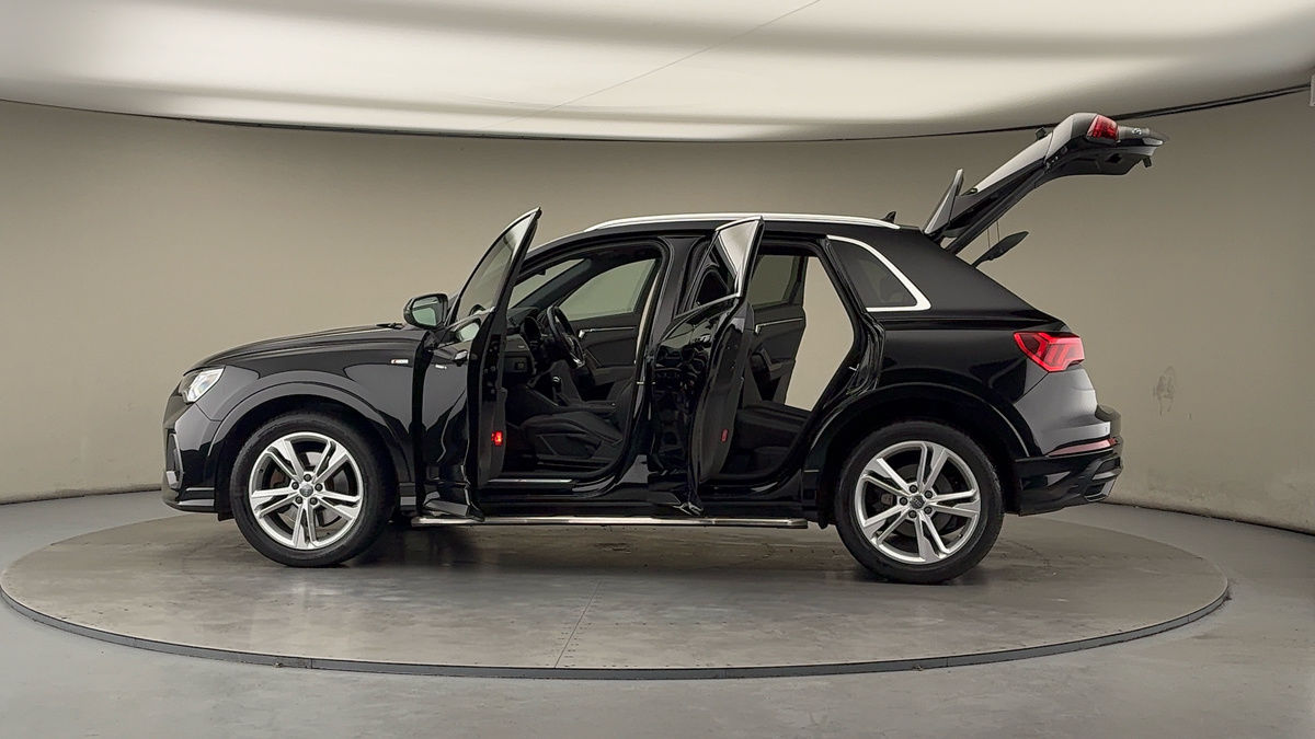 Used Audi Q3 2020 for sale - 77027793: Photo 46