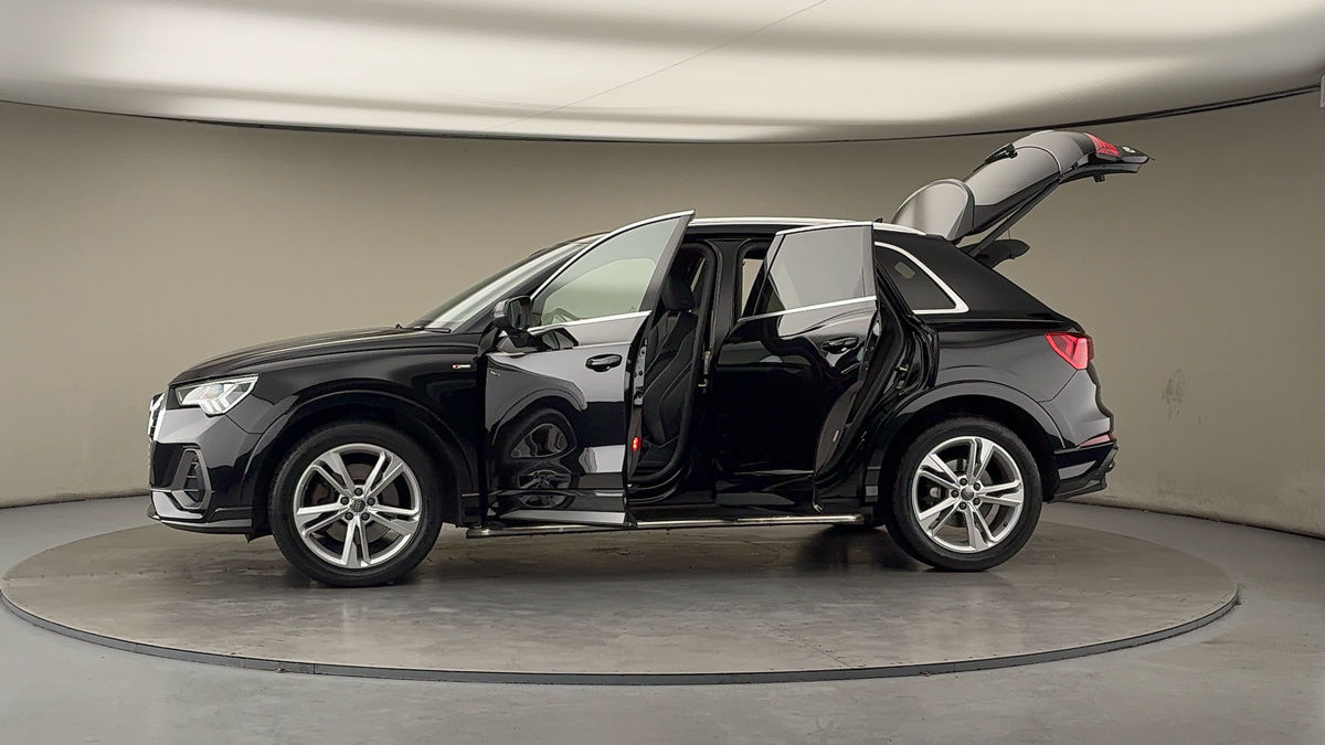 Used Audi Q3 2020 for sale - 77027793: Photo 47