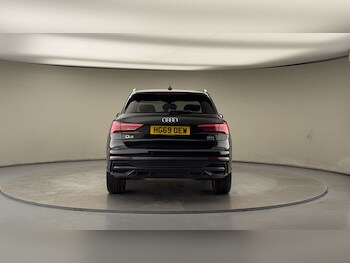 Used Audi Q3 2020 for sale - 77027793: Photo