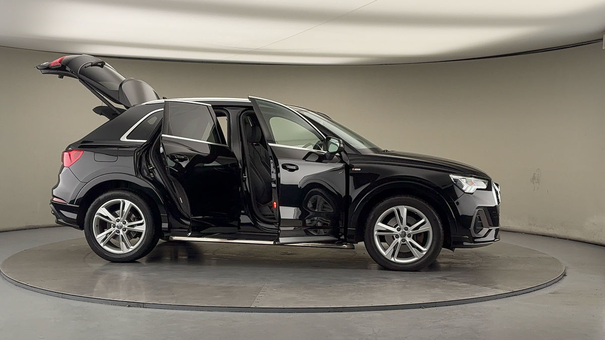 Used Audi Q3 2020 for sale - 77027793: Photo 55