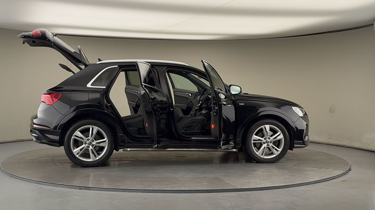 Used Audi Q3 2020 for sale - 77027793: Photo 56