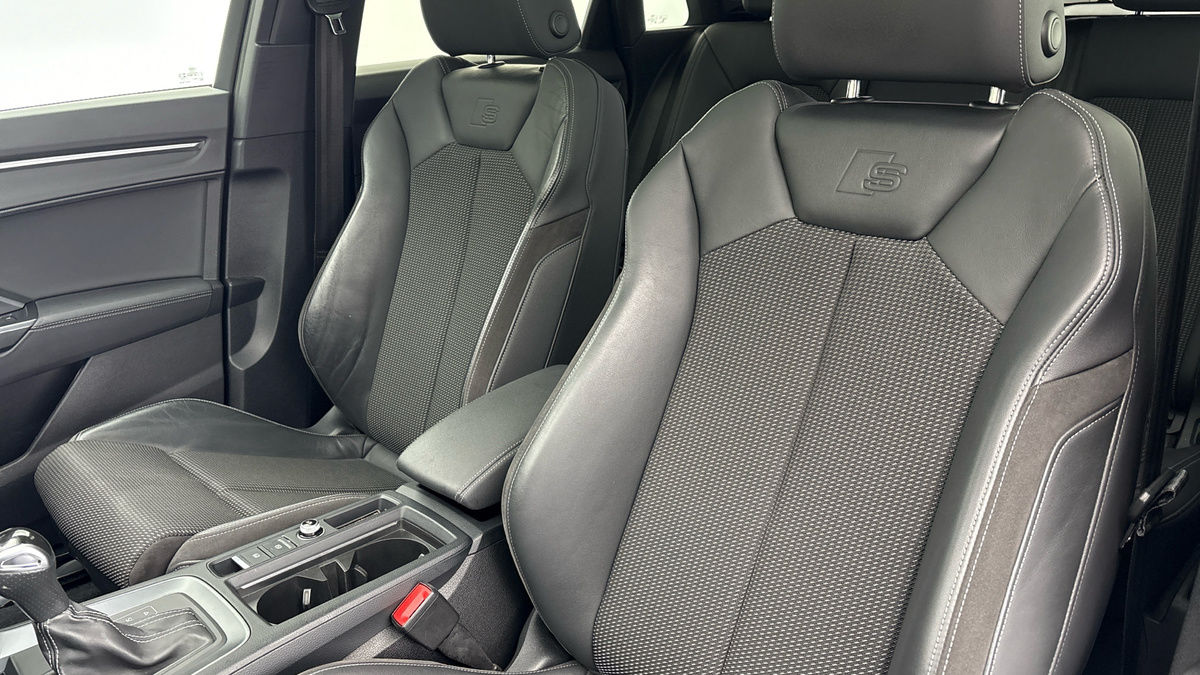 Used Audi Q3 2020 for sale - 77027793: Photo 7