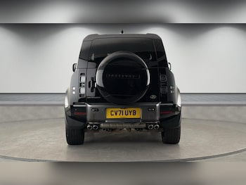 Used Land Rover Defender 90 2021 for sale - 78931813: Photo