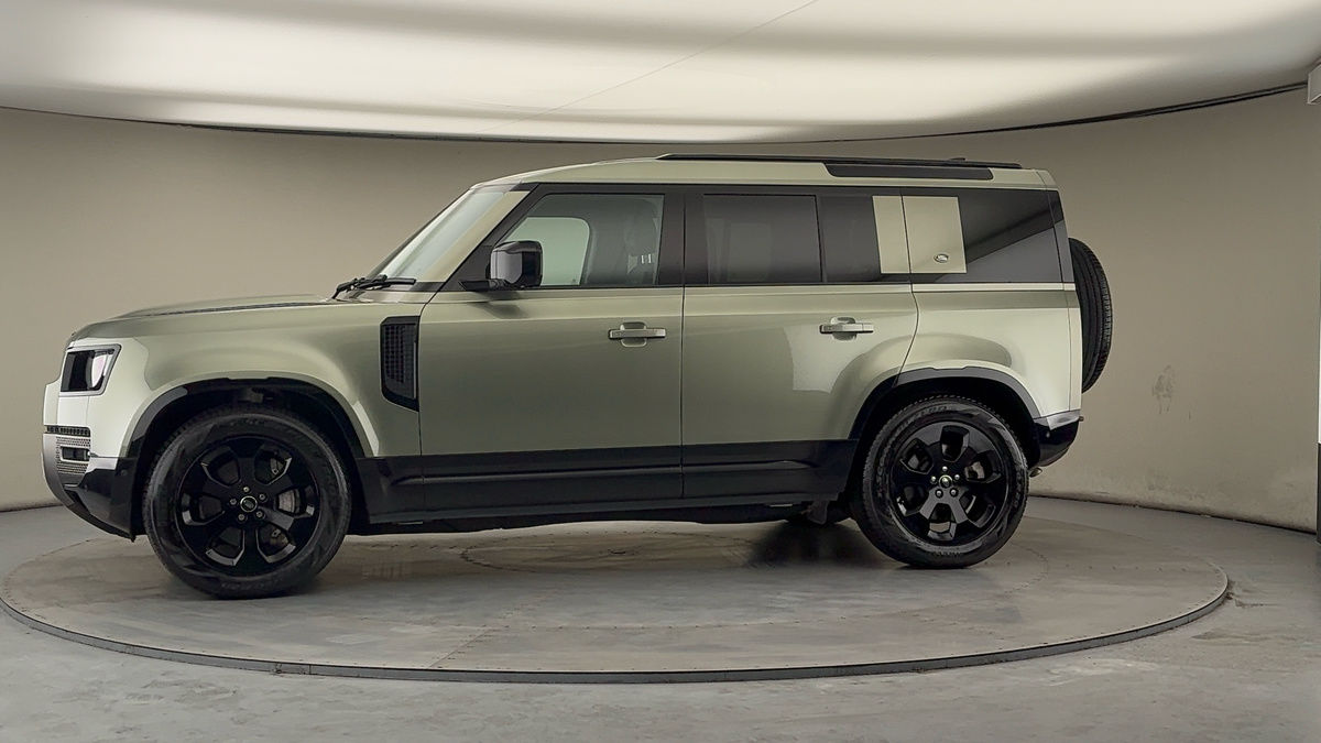 Used Land Rover Defender 110 2021 for sale - 77521797: Photo 28