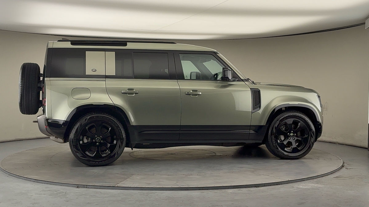 Used Land Rover Defender 110 2021 for sale - 77521797: Photo 37