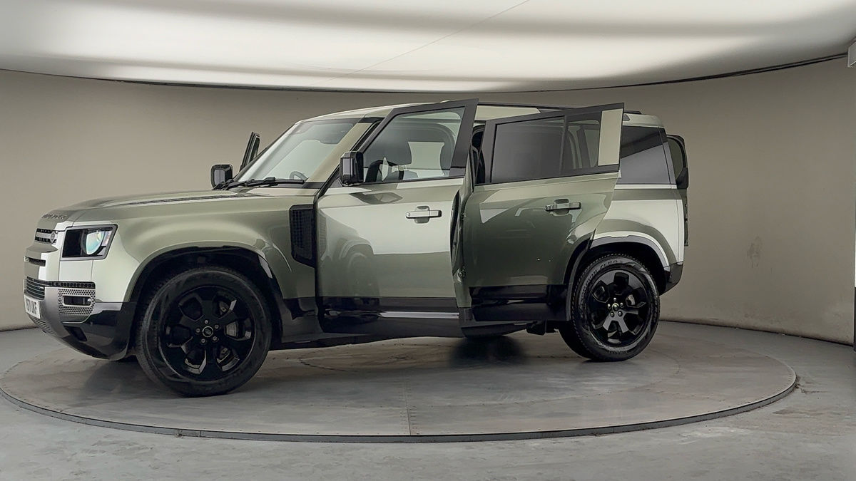 Used Land Rover Defender 110 2021 for sale - 77521797: Photo 48