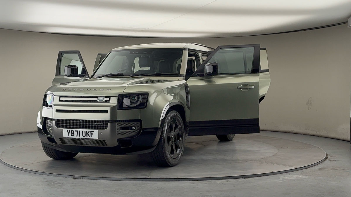 Used Land Rover Defender 110 2021 for sale - 77521797: Photo 50