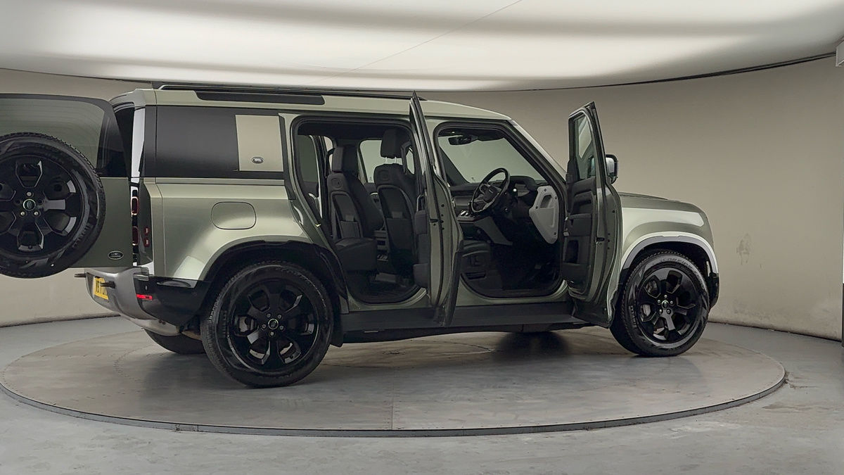 Used Land Rover Defender 110 2021 for sale - 77521797: Photo 57