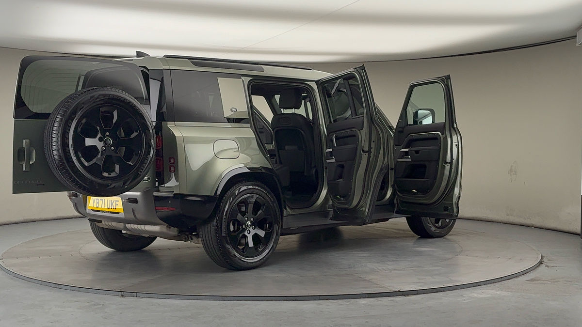 Used Land Rover Defender 110 2021 for sale - 77521797: Photo 58