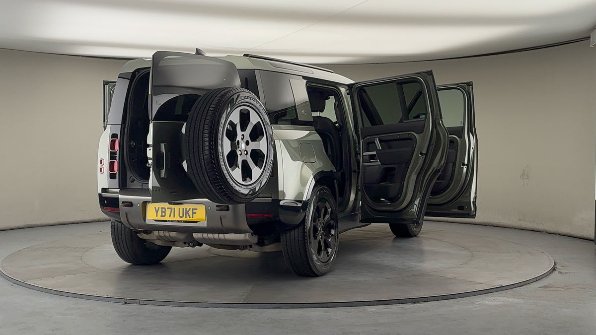 Used Land Rover Defender 110 2021 for sale - 77521797: Photo 59