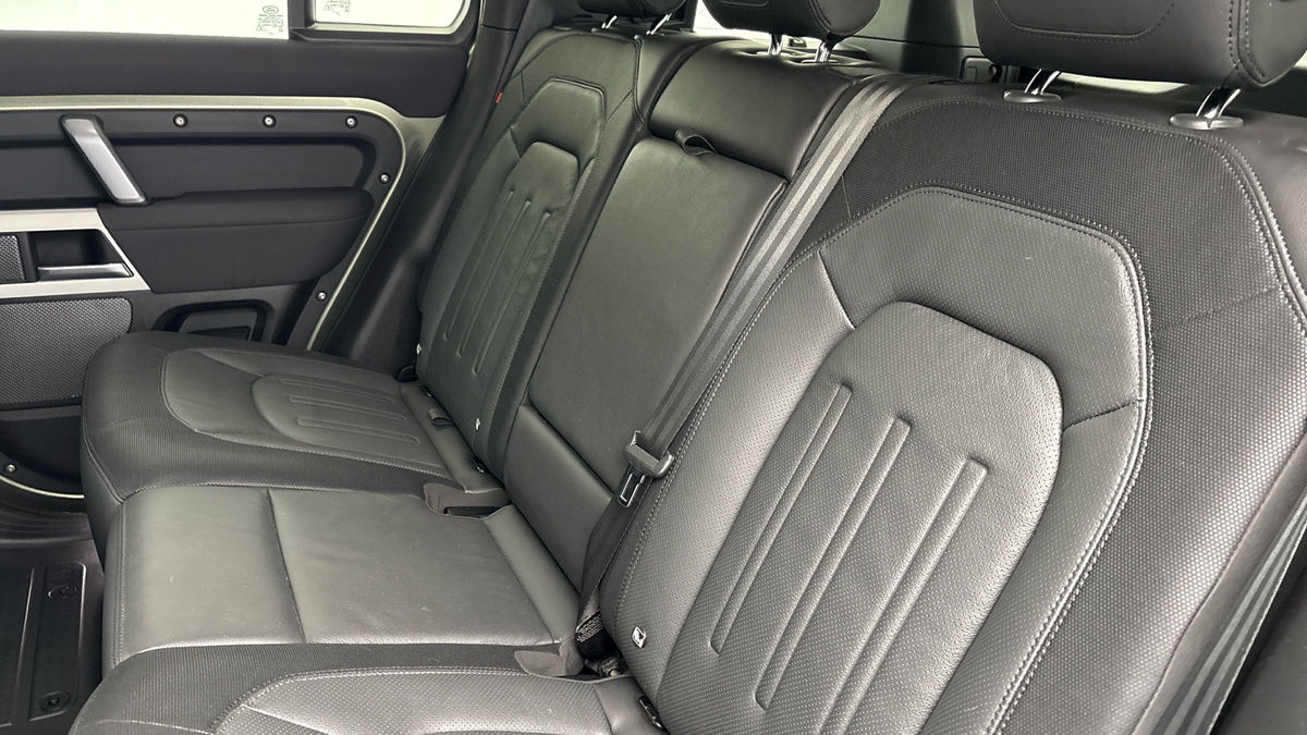 Used Land Rover Defender 110 2021 for sale - 77521797: Photo 8