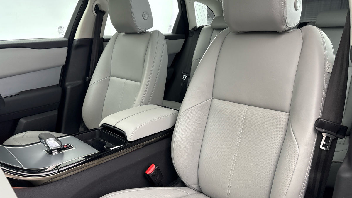 Used Land Rover Range Rover Velar 2023 for sale - 77228050: Photo 7