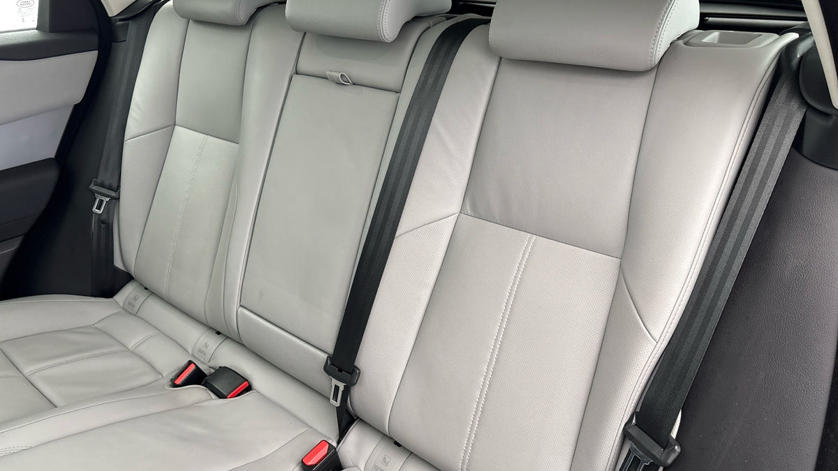 Used Land Rover Range Rover Velar 2023 for sale - 77228050: Photo 8