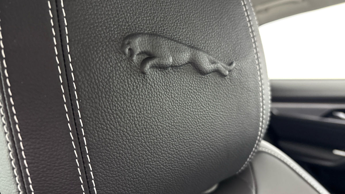 Used Jaguar F-Pace 2022 for sale - 77277080: Photo 25