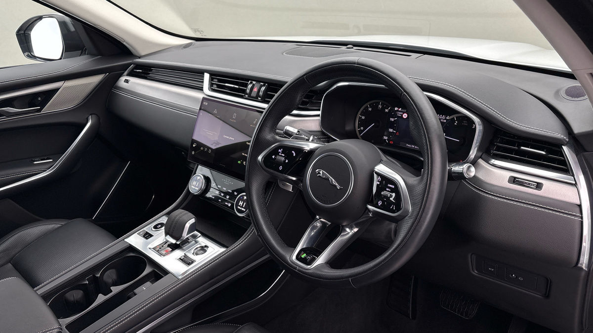 Used Jaguar F-Pace 2022 for sale - 77277080: Photo 5