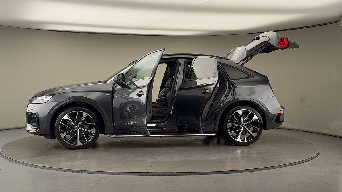 Used Audi Q5 2022 for sale - 76962980: Photo 48