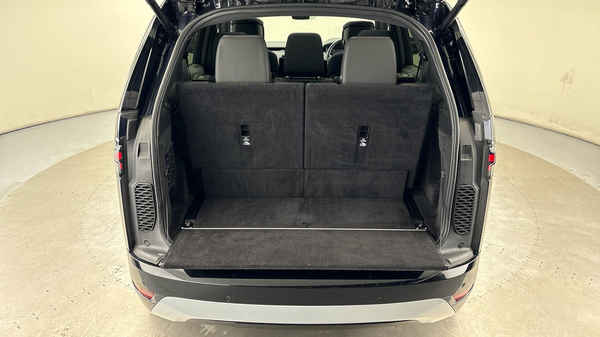 Used Land Rover Discovery 2022 for sale - 76418098: Photo 11