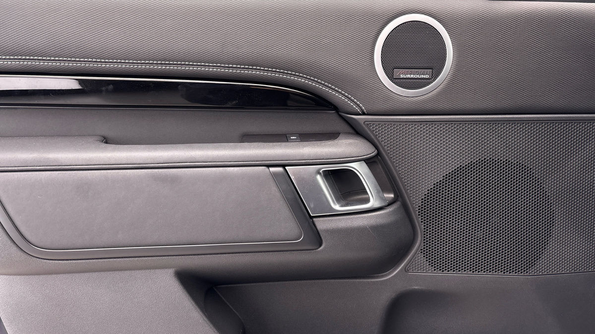 Used Land Rover Discovery 2022 for sale - 76418098: Photo 19