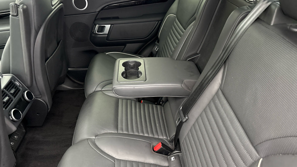 Used Land Rover Discovery 2022 for sale - 76418098: Photo 9