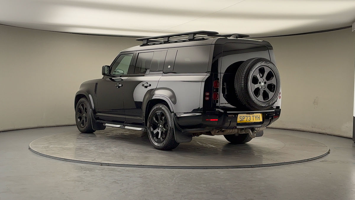 Used Land Rover Defender 130 2023 for sale - 78018077: Photo 2