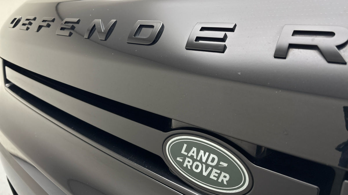 Used Land Rover Defender 130 2023 for sale - 78018077: Photo 24