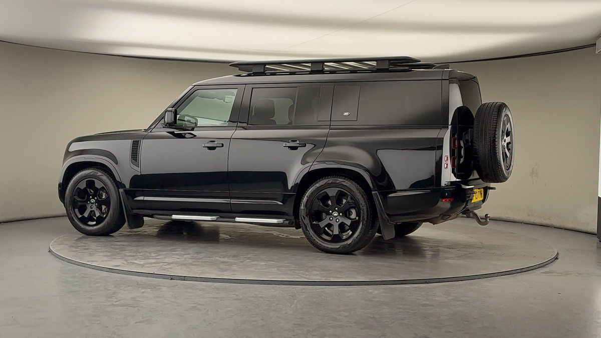 Used Land Rover Defender 130 2023 for sale - 78018077: Photo 27