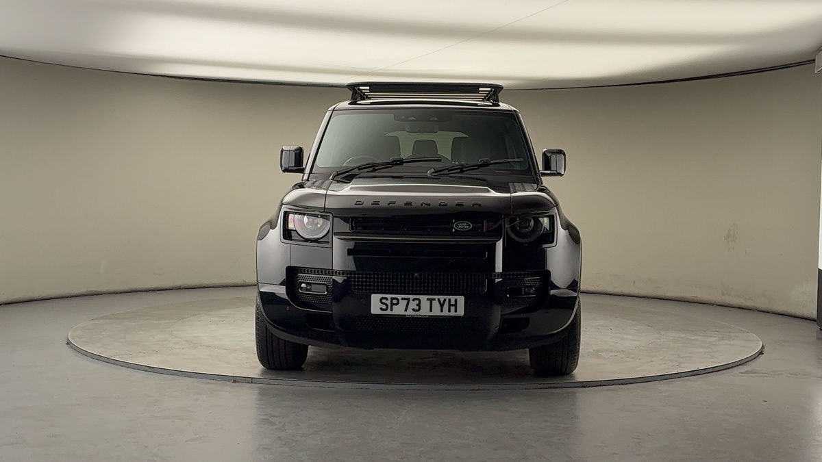 Used Land Rover Defender 130 2023 for sale - 78018077: Photo 3