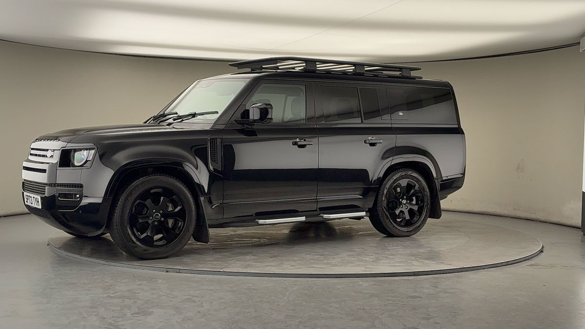 Used Land Rover Defender 130 2023 for sale - 78018077: Photo 30