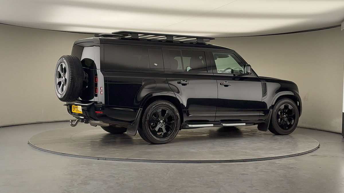 Used Land Rover Defender 130 2023 for sale - 78018077: Photo 39