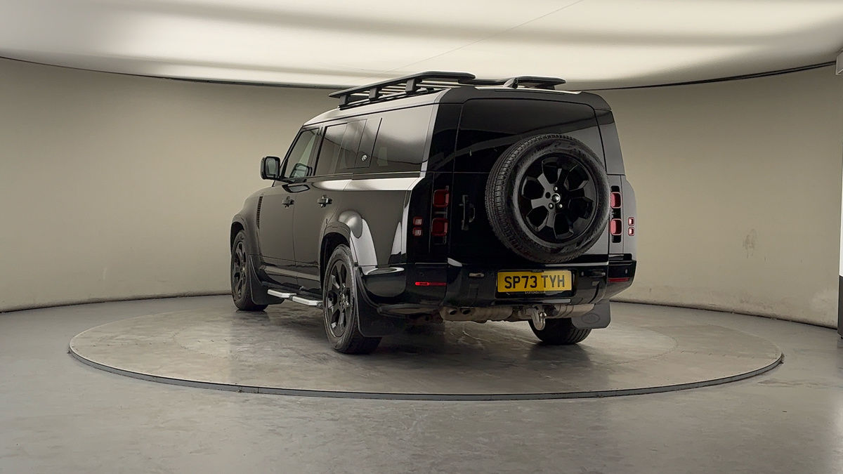 Used Land Rover Defender 130 2023 for sale - 78018077: Photo 43