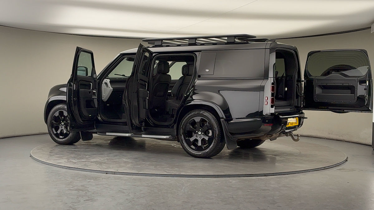 Used Land Rover Defender 130 2023 for sale - 78018077: Photo 46