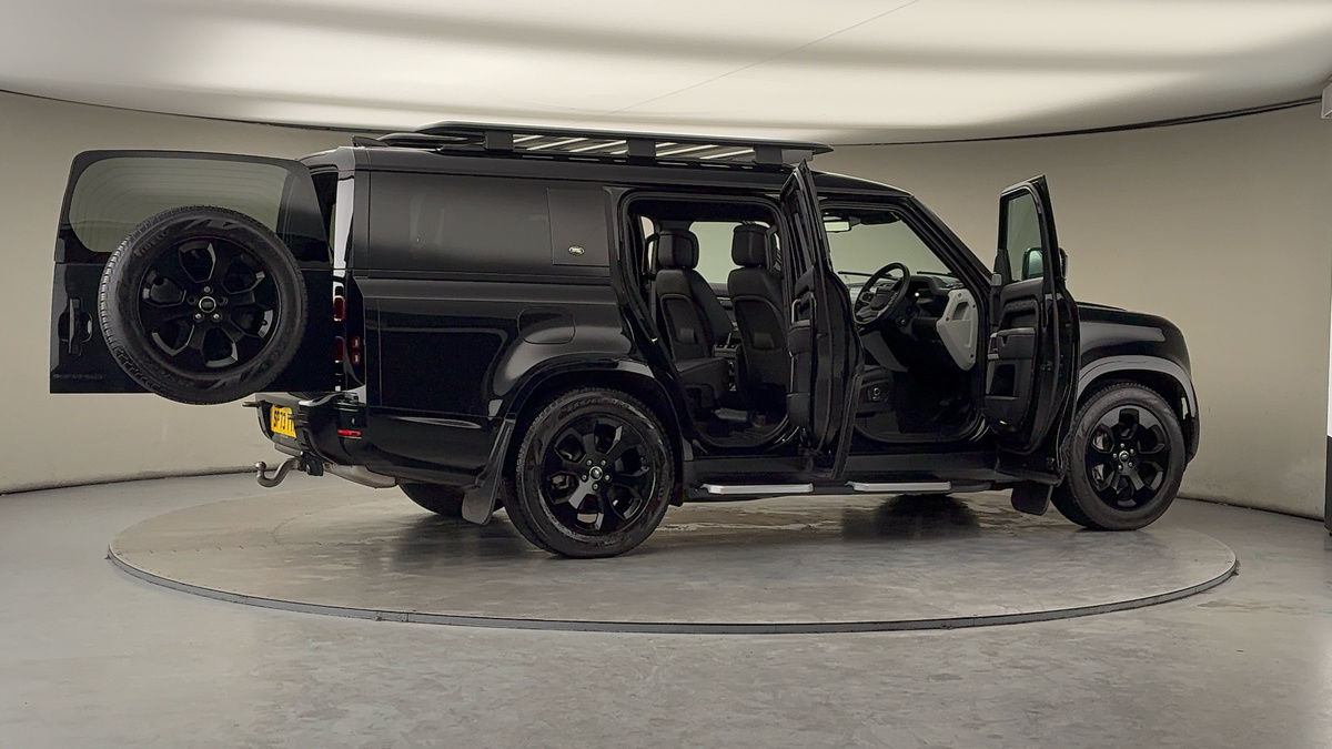 Used Land Rover Defender 130 2023 for sale - 78018077: Photo 58