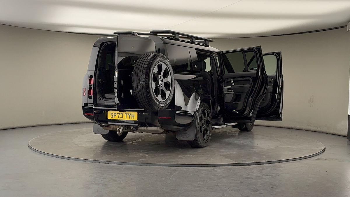 Used Land Rover Defender 130 2023 for sale - 78018077: Photo 60