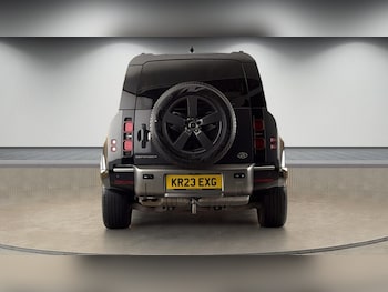 Used Land Rover Defender 110 2023 for sale - 78769694: Photo