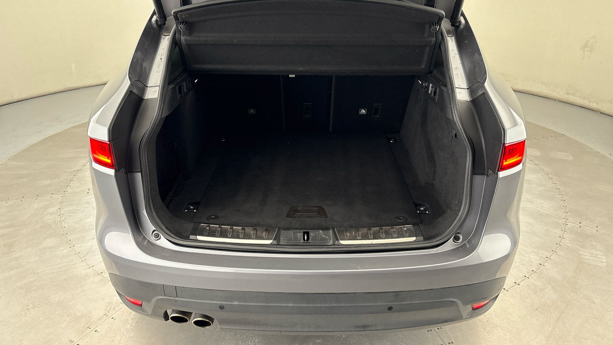 Used Jaguar F-Pace 2019 for sale - 77423139: Photo 11