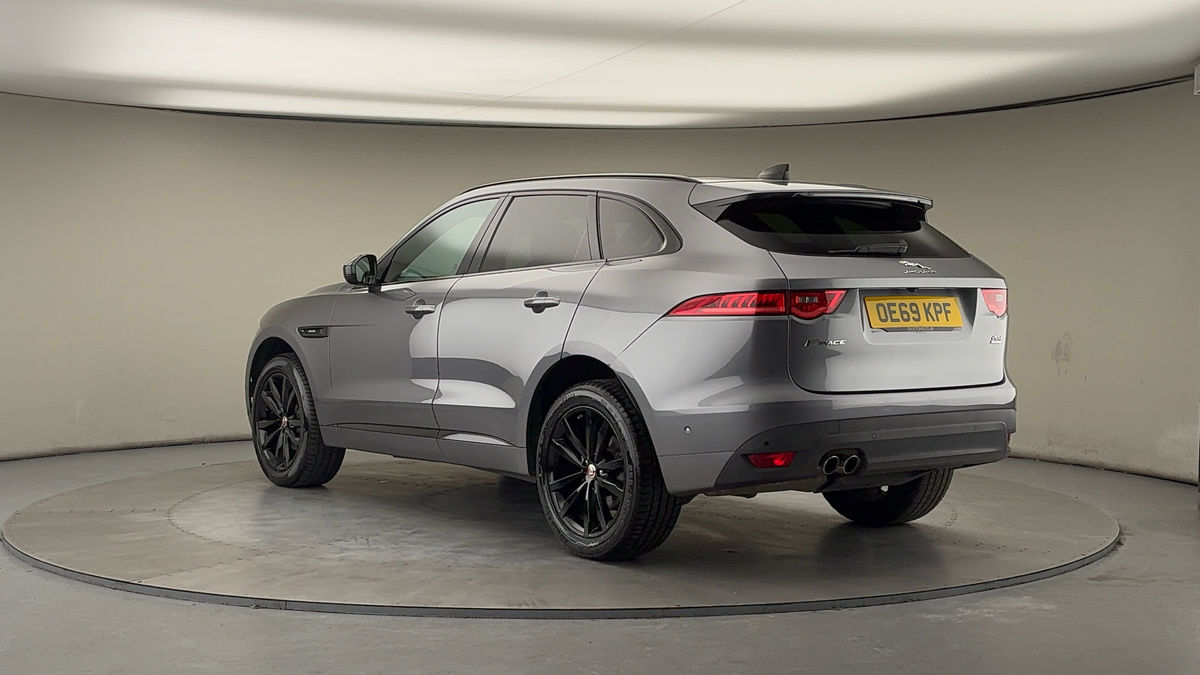 Used Jaguar F-Pace 2019 for sale - 77423139: Photo 2